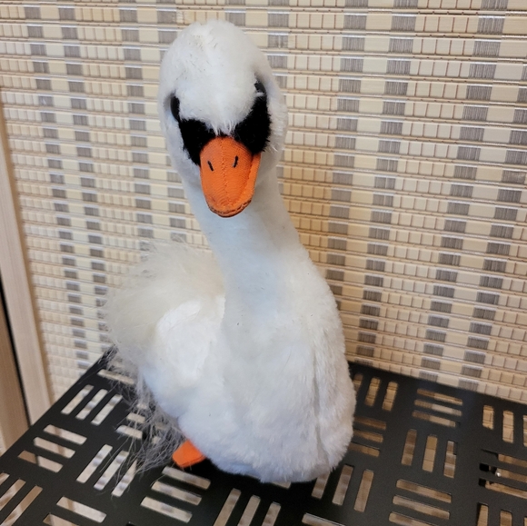 Ty Beanie Babies Plush Soft Toy Gracie Swan Bird Retired - Picture 4 of 9